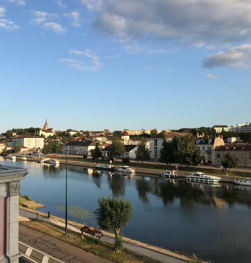 Le Villeneuve Gray Kültér fotó